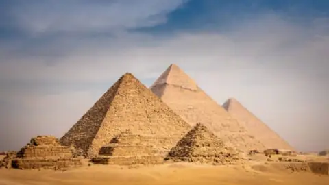 Researchers Claim ‘Underground City’ Beneath Giza Pyramids – But Experts Cry Foul