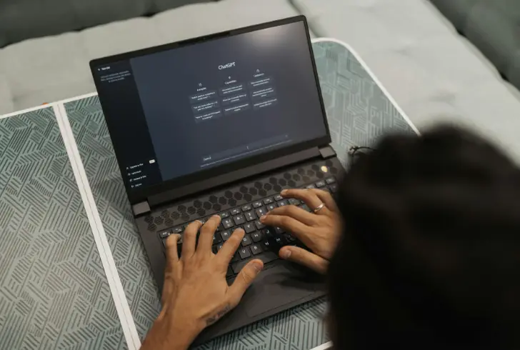 AI chatbot changing its answer