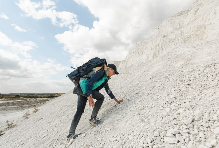 how long does it take to hike 3 miles