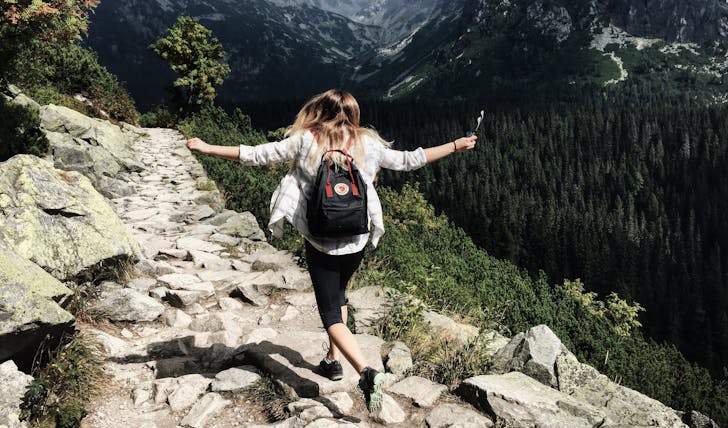 How to travel for free?